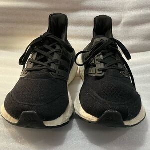 Adidas Ultraboost 21 Black and White. Size 8.5